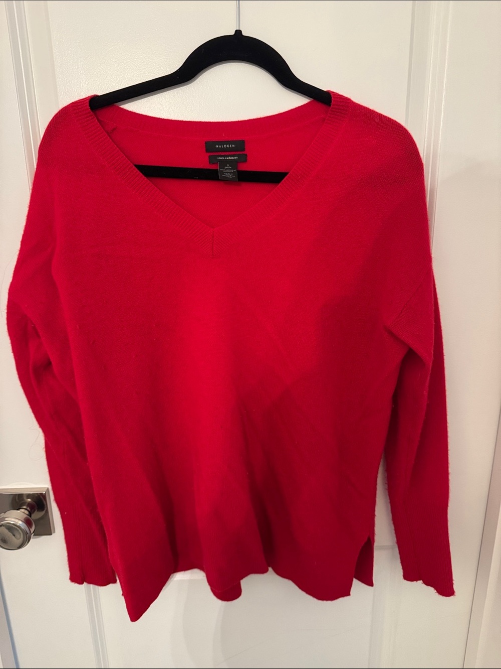 Halogen V-Neck Sweater in Bright Red